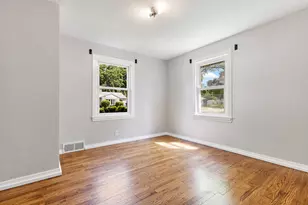 3107 Barrington Pl, Rockford, IL 61107 - Photo 6