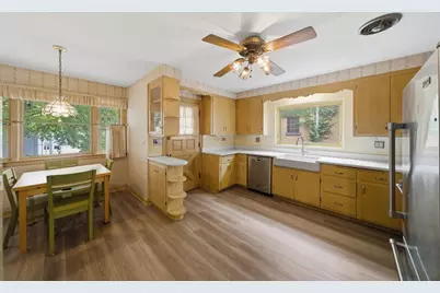 1925 N 78th Avenue, Elmwood Park, IL 60707 - Photo 8