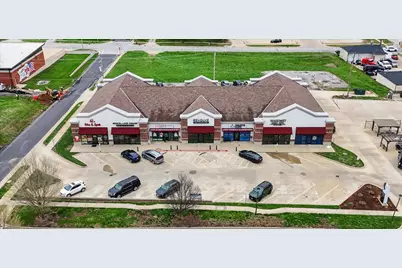 604 E Main Street, Mahomet, IL 61853 - Photo 2