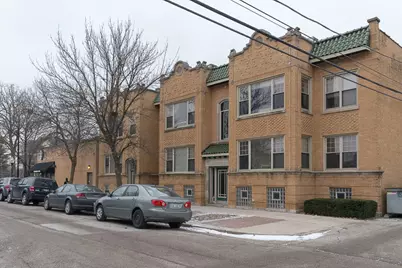 5210 N Sawyer Avenue #1, Chicago, IL 60625 - Photo 2
