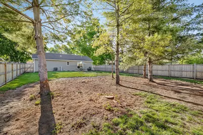 209 N Pine Street, Gardner, IL 60424 - Photo 24
