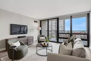 1636 N Wells St, Chicago, IL 60614 - Photo 4