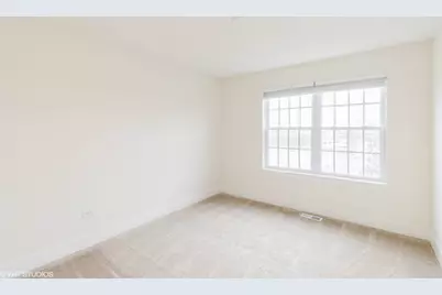 738 Derby Lane, Barrington, IL 60010 - Photo 16