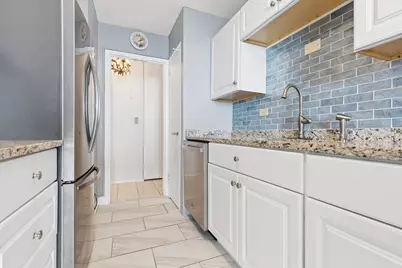 6301 N Sheridan Road #11L, Chicago, IL 60660 - Photo 16