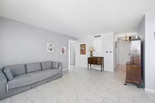 6301 N Sheridan Rd, Chicago, IL 60660 - Photo 6