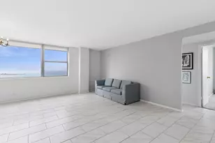 6301 N Sheridan Rd, Chicago, IL 60660 - Photo 6