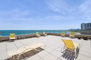 6301 N Sheridan Rd, Chicago, IL 60660 - Photo 18