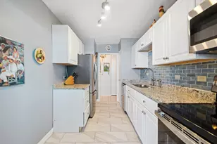 6301 N Sheridan Rd, Chicago, IL 60660 - Photo 18
