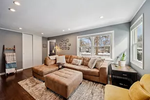 3107 Falcon Ct, Rolling Meadows, IL 60008 - Photo 2