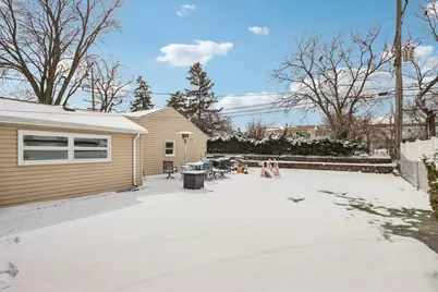 3107 Falcon Court, Rolling Meadows, IL 60008 - Photo 18