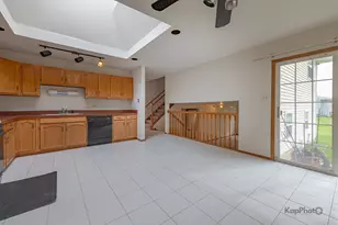 22341 Cornell Ave, Sauk Village, IL 60411 - Photo 8