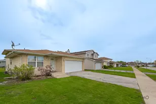 22341 Cornell Ave, Sauk Village, IL 60411 - Photo 2