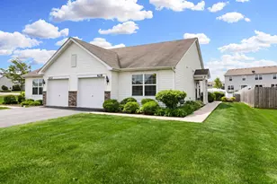 628 Florence St, Hampshire, IL 60140 - Photo 2