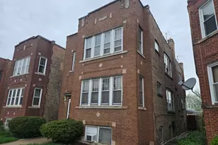 5342 W Newport Ave, Chicago, IL 60641 - Photo 1