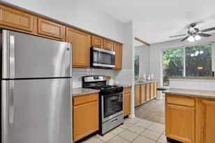 1258 S Candlestick Way, Waukegan, IL 60085 - Photo 18