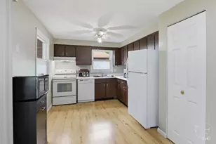 855 Stonewall Dr, Bourbonnais, IL 60914 - Photo 10
