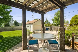 805 E Ironwood Dr, Mount Prospect, IL 60056 - Photo 20