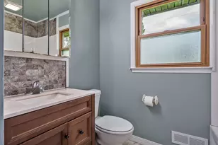 320 E Marshall St, Belvidere, IL 61008 - Photo 20