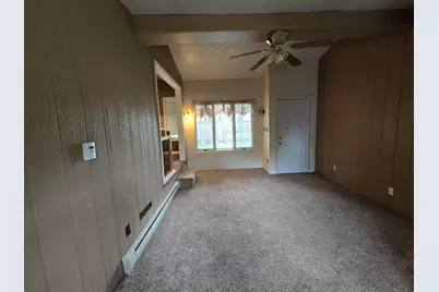 210 W Morris Street, Morrison, IL 61270 - Photo 6