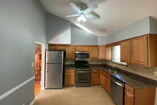 1403 N Sauk Ln, Mount Prospect, IL 60056 - Photo 6