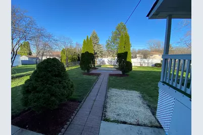 1403 N Sauk Lane, Mount Prospect, IL 60056 - Photo 18