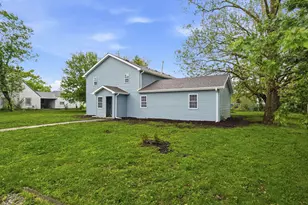 305 Parkway Ct, Gridley, IL 61744 - Photo 34