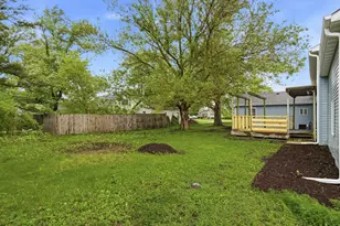 305 Parkway Ct, Gridley, IL 61744 - Photo 38