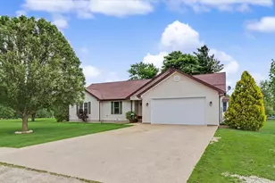 296 N 070 East Rd, Loda, IL 60948 - Photo 2