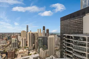 300 N State St, Chicago, IL 60654 - Photo 30