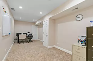 2212 Glouceston Ln, Naperville, IL 60564 - Photo 26