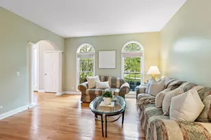 2212 Glouceston Ln, Naperville, IL 60564 - Photo 4