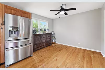 890 Norman Drive, Hoffman Estates, IL 60192 - Photo 10