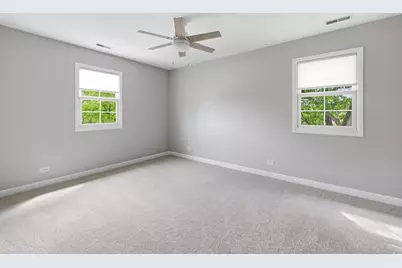 890 Norman Drive, Hoffman Estates, IL 60192 - Photo 30