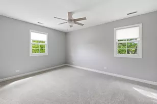 890 Norman Dr, Hoffman Estates, IL 60192 - Photo 30