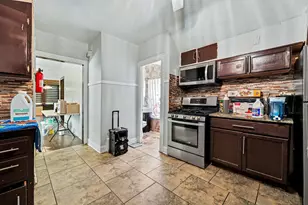 11000 S Normal Ave, Chicago, IL 60628 - Photo 10
