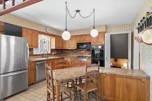 23W081 Red Oak Dr, Glen Ellyn, IL 60137 - Photo 4
