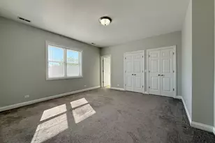 5558 W Edmunds St, Chicago, IL 60630 - Photo 8