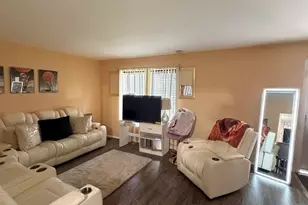 1064 Amherst Ln, University Park, IL 60484 - Photo 6