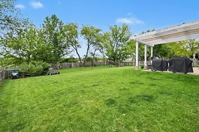 2070 Holt Lane, South Elgin, IL 60177 - Photo 26