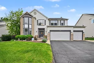 2070 Holt Ln, South Elgin, IL 60177 - Photo 1