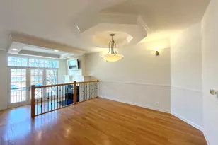 5910 N Northwest Hwy, Chicago, IL 60631 - Photo 6