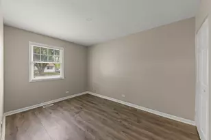 144 Garden Dr, Bolingbrook, IL 60440 - Photo 14