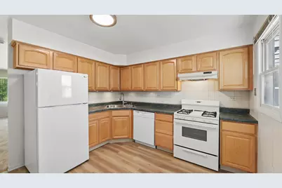 34306 N Birch Lane #16C, Gurnee, IL 60031 - Photo 4