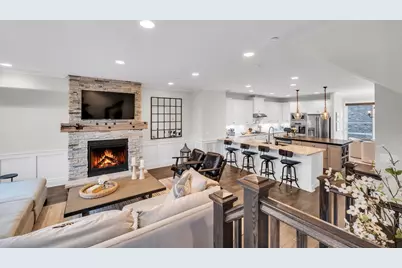 110 S Washington Street, Wheaton, IL 60187 - Photo 14