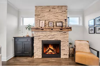 110 S Washington Street, Wheaton, IL 60187 - Photo 24