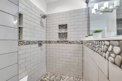 110 S Washington Street, Wheaton, IL 60187 - Photo 32