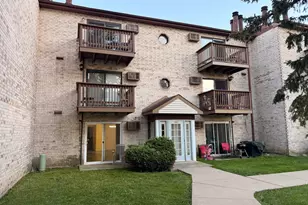 462 E Osage Ln, Palatine, IL 60074 - Photo 1