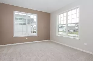 3617 Emerald Rd, Elgin, IL 60124 - Photo 8