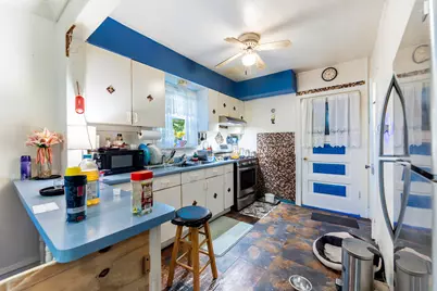 8129 S Cornell Avenue, Chicago, IL 60617 - Photo 10