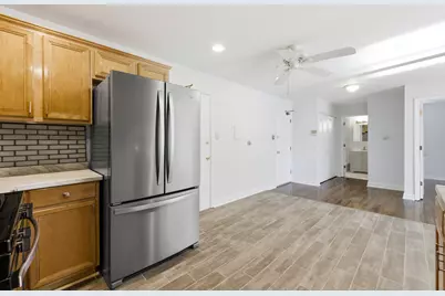8828 N Leslie Lane #104D, Des Plaines, IL 60016 - Photo 16